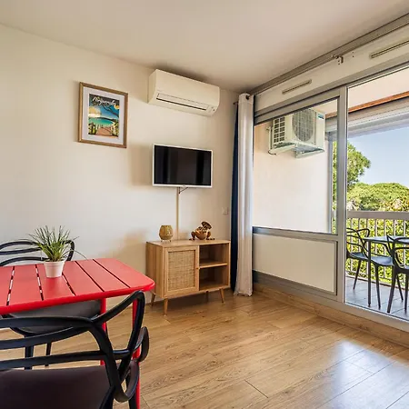 Le Zodiaque Ii-3 By Interhome Appartement *