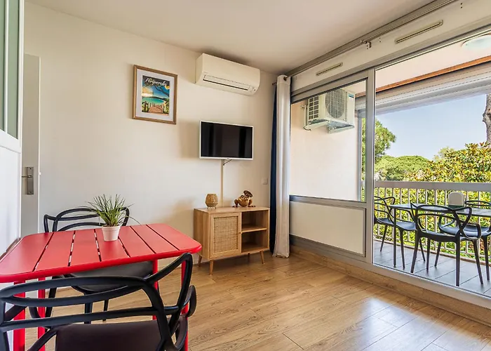 Le Zodiaque Ii-3 By Interhome Appartement *